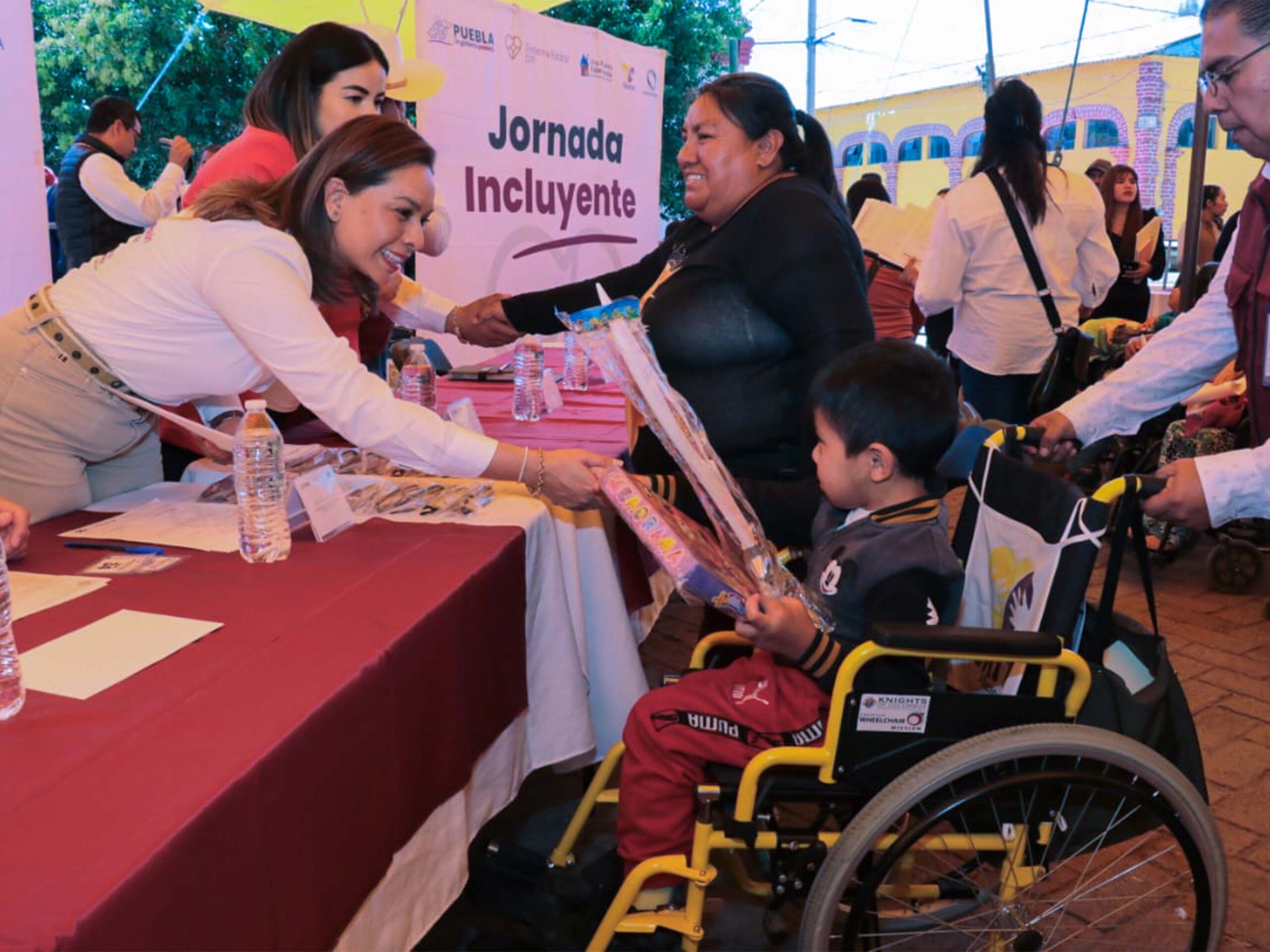 Acerca SEDIF servicios de “Jornada Incluyente” a población de Tepeyahualco