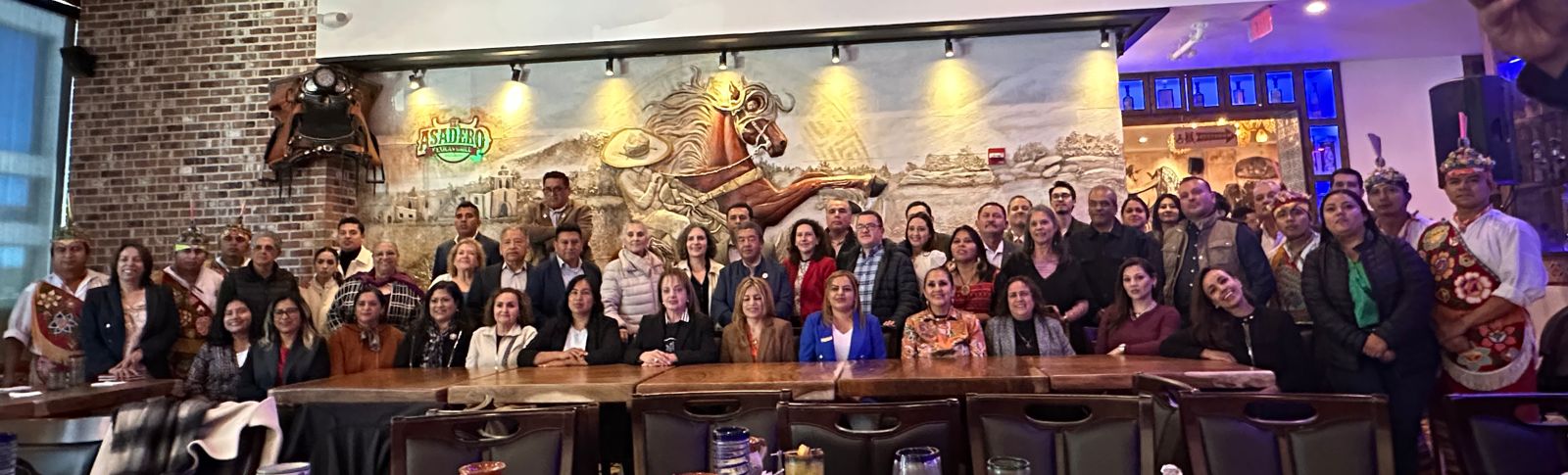 Fomenta gobierno estatal desarrollo de comunidad migrante en EE.UU.