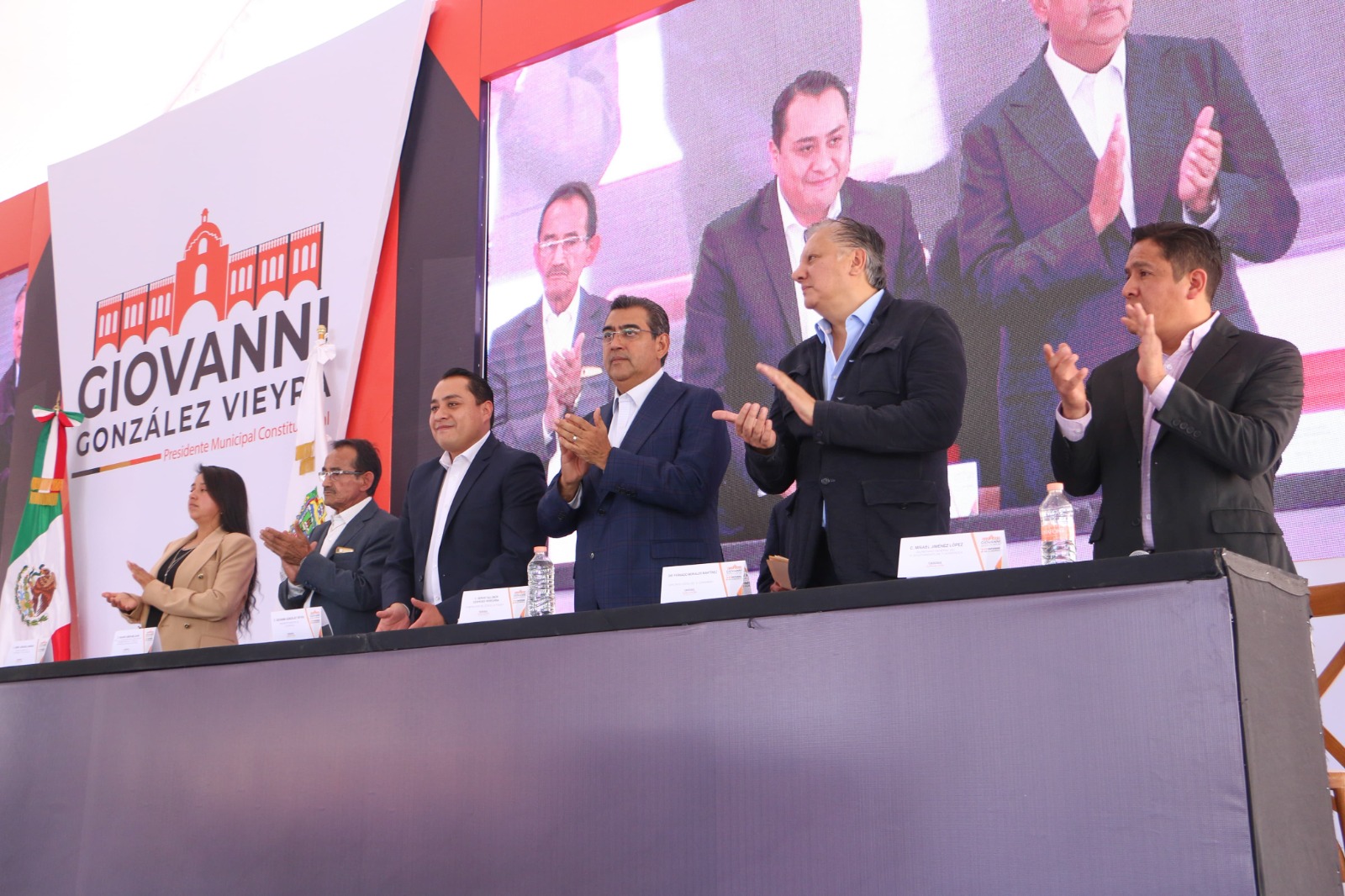 Reitera Sergio Salomón compromiso de trabajar con alcaldes para buscar el desarrollo en toda la entidad