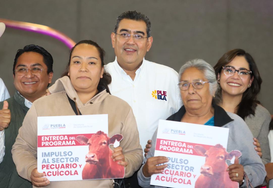 Con entrega de insumos, gobierno estatal cumple compromiso con sector rural