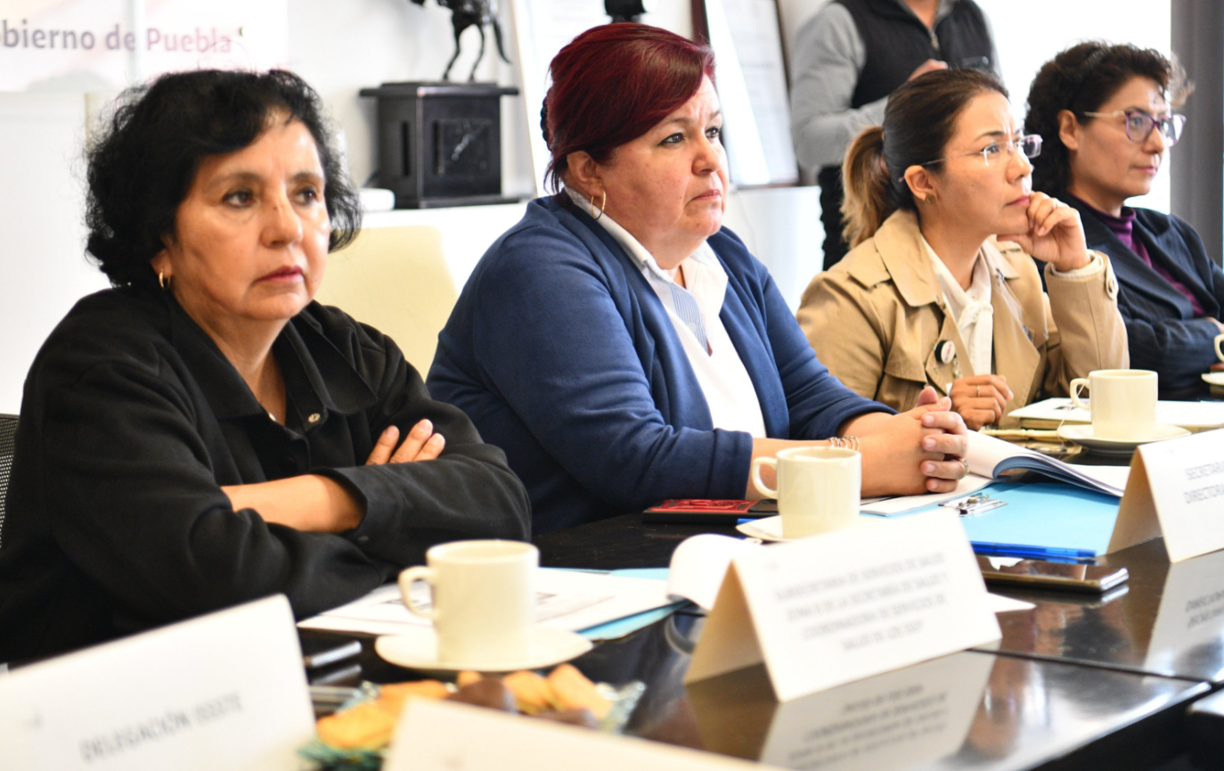 Anuncia Salud servicios para atender personas con VIH en Zacatlán