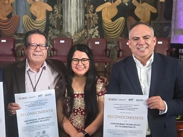 UTTECAM recibe reconocimiento nacional por innovación educativa
