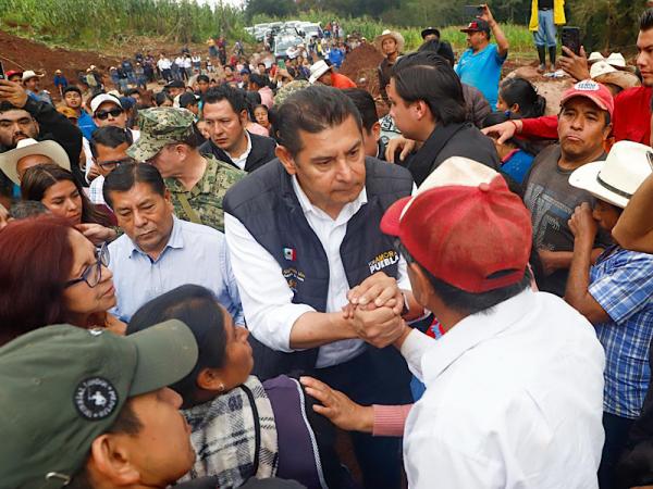 “Trabajamos para reponer su patrimonio, restablecer la salud y los accesos. Protegemos su vida”: Armenta