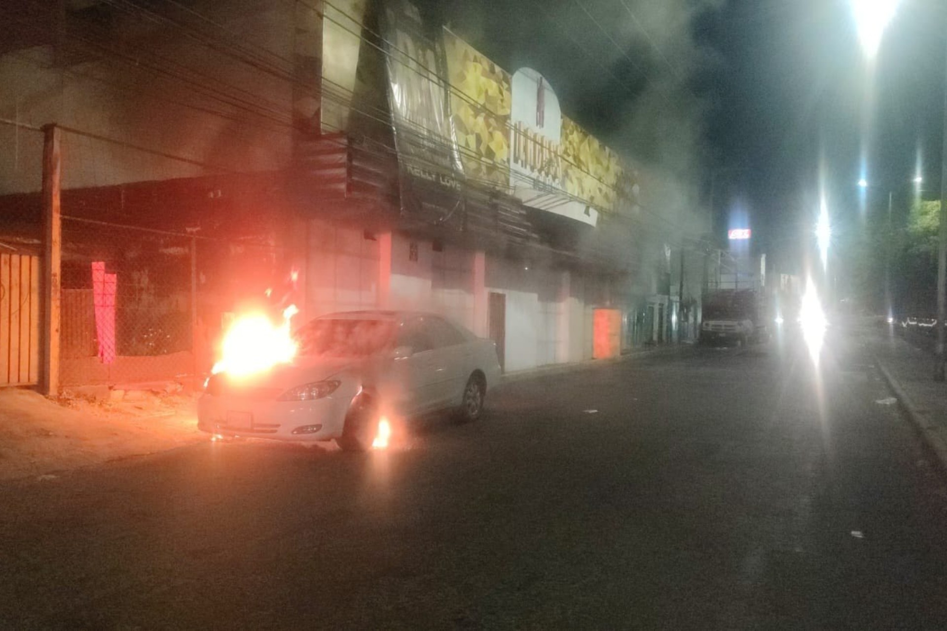 Tragedia en Puebla: incendio en centro nocturno deja cinco muertos y al menos 15 heridos