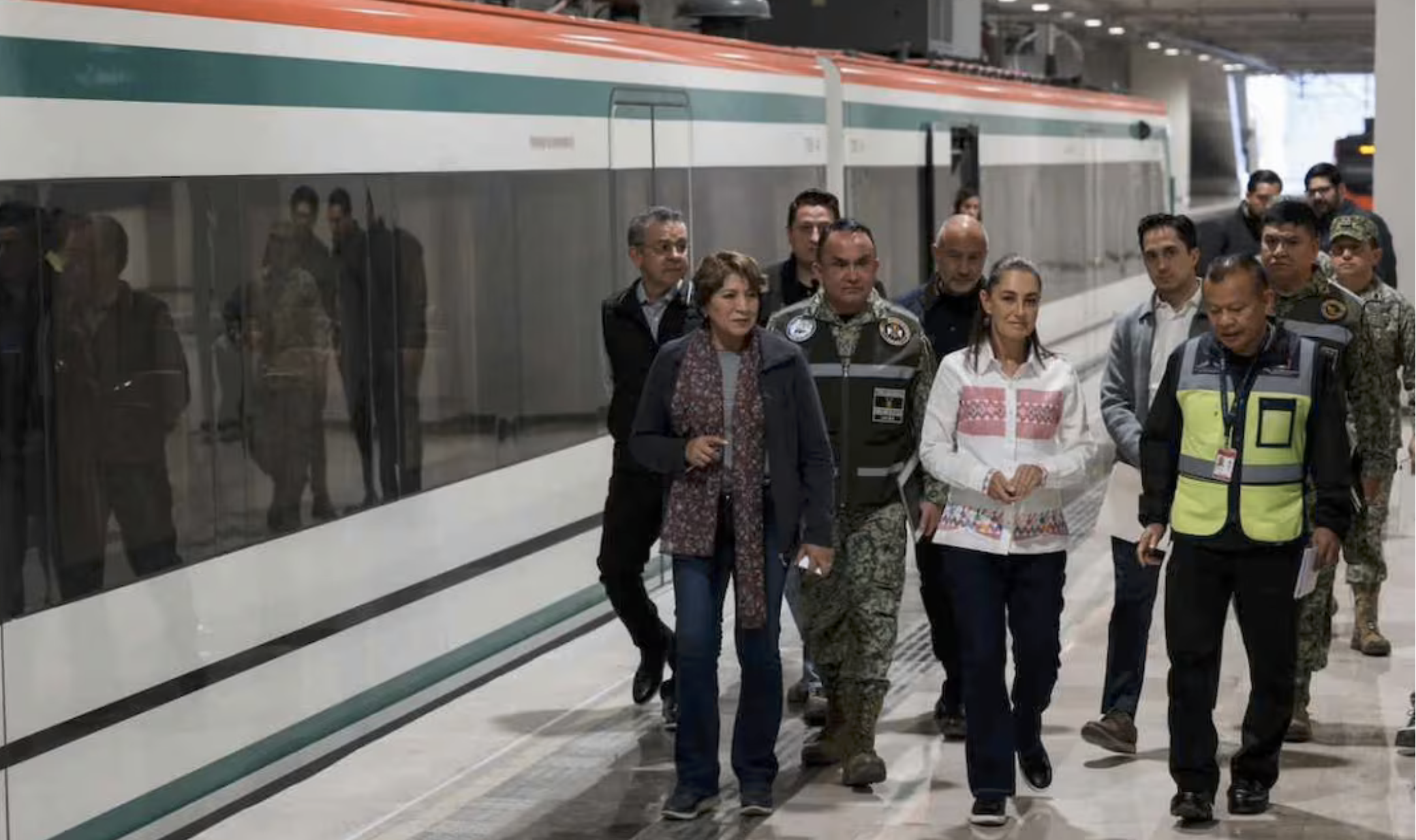 Sheinbaum lidera primer viaje de prueba del Tren Suburbano al AIFA; operaciones inician en primer trimestre de 2026