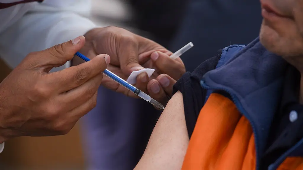 Autoridades mexicanas llaman a vacunarse contra la influenza H3N2 ante riesgo de variante «K» detectada en Europa y EE.UU.