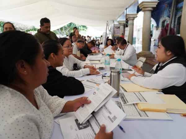 Jornada «Por Amor a Puebla» acerca programas y servicios de beneficio para la población