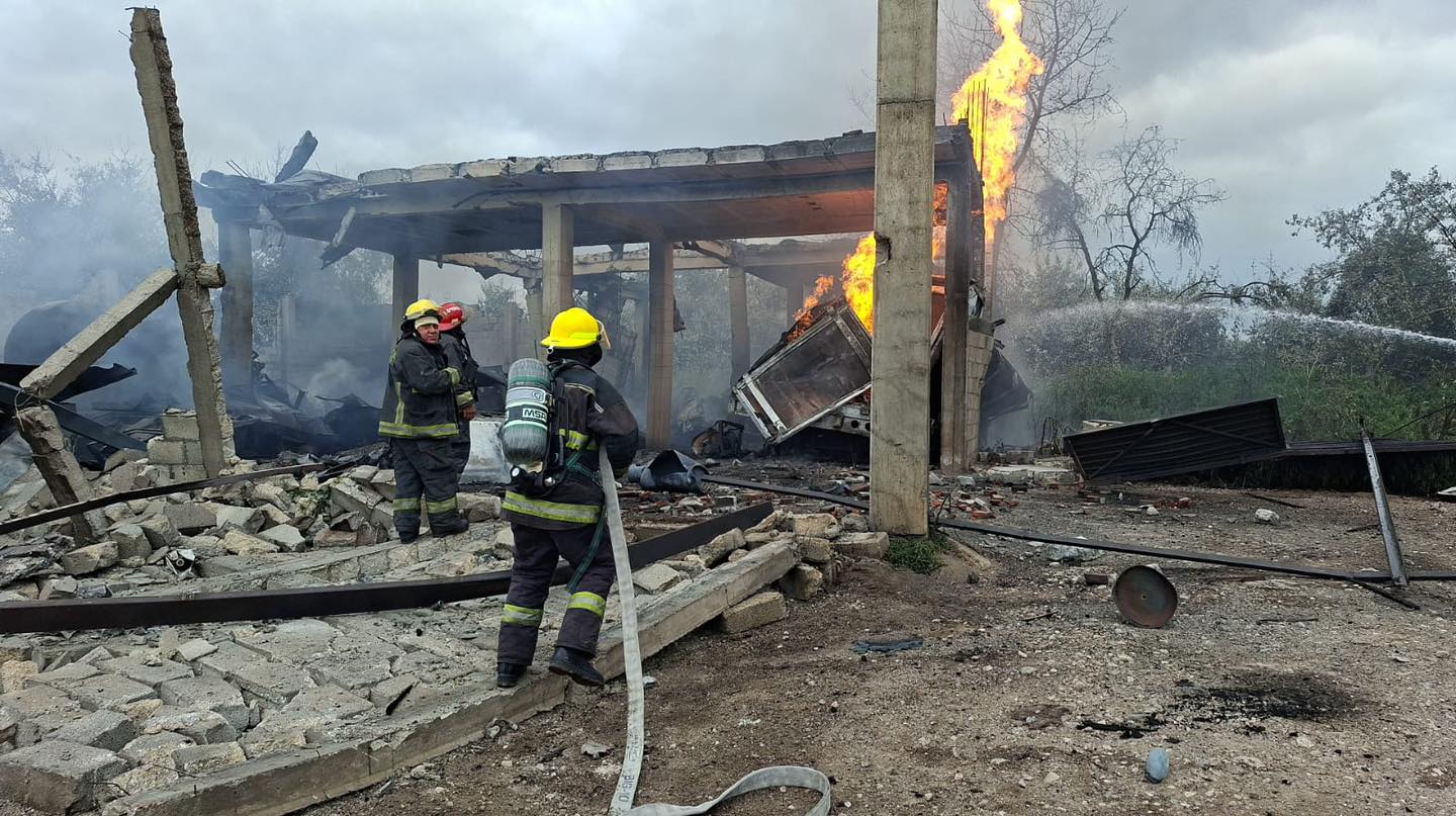 Movilizan cuerpos de emergencia por reporte de explosión en sitio de pipas de gas en Tepeaca