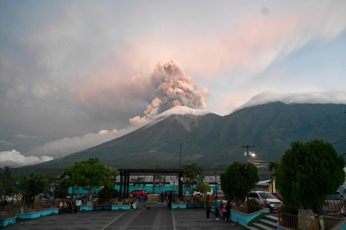 Guatemala, en alerta máxima por actividad del Volcán de Fuego